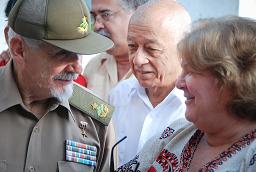Presidió el Comandante de la Revolución  Ramiro Valdés Menéndez, miembro del Buró Político y Vicepresidente de los Consejo de Estado y de Ministros   acto nacional por el 50 Aniversario de las empresas fundadas por el Che