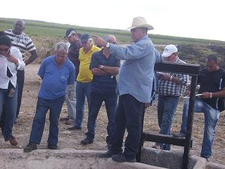 Evalúan marcha del programa de rescate del sistema de riego y drenaje en el sector agroazucarero.